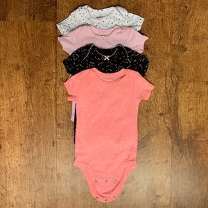 Carter’s size 9mo heart onesies bundle